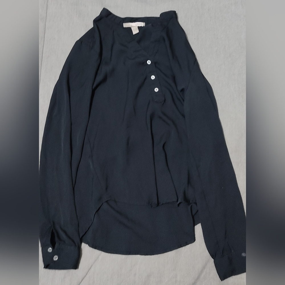 Forever 21 Contemporary Women's Long sleeve dress shirt (Used)